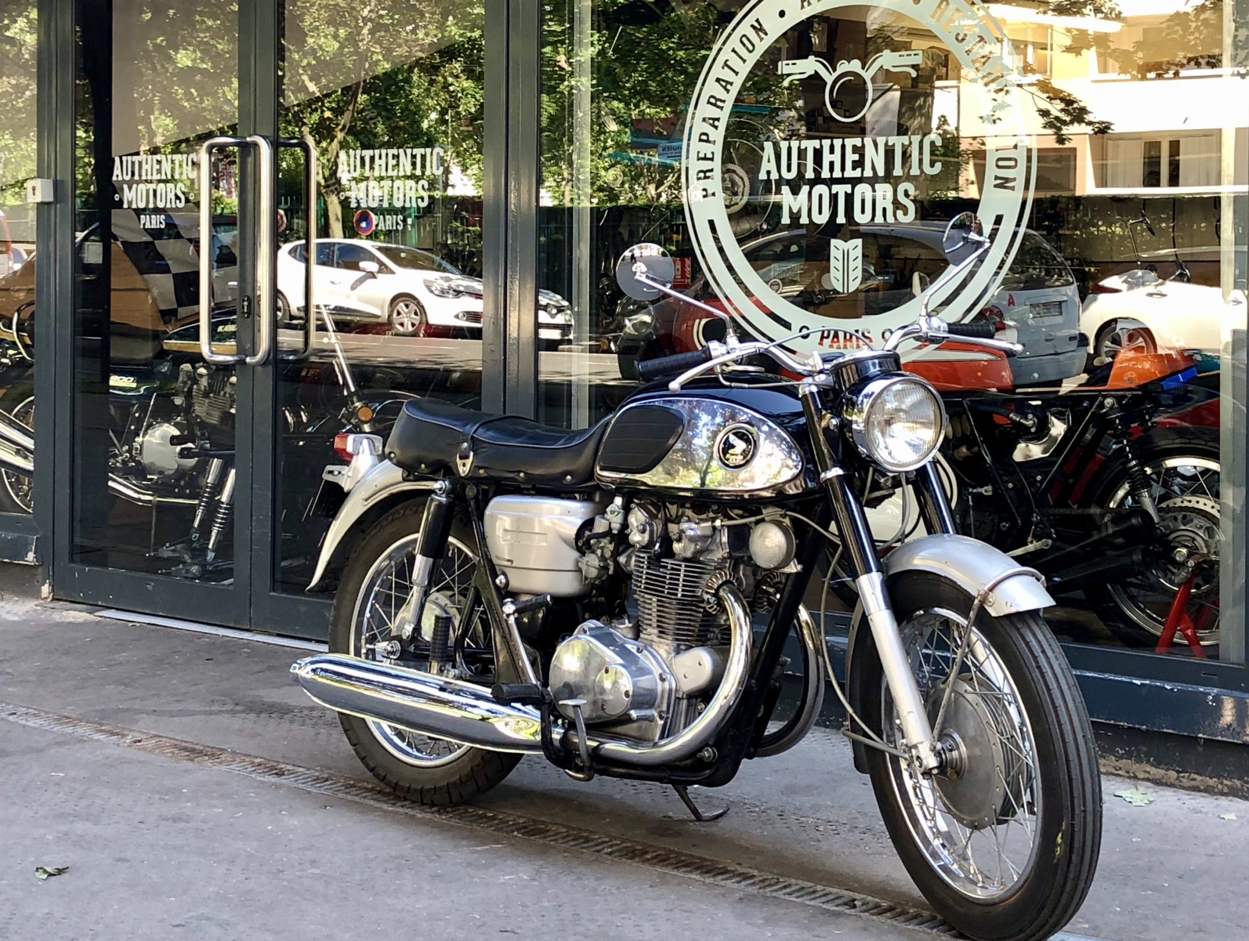 HONDA CB 450 BLACK BOMBER 1966